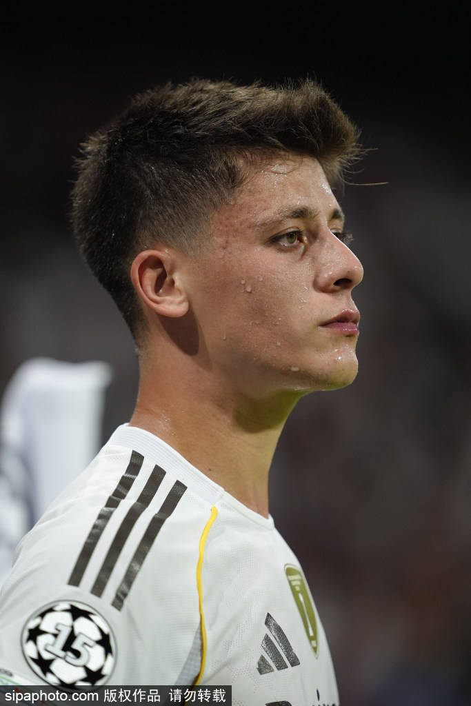 明夏世界杯, 距离超越吉, 进球都不仅