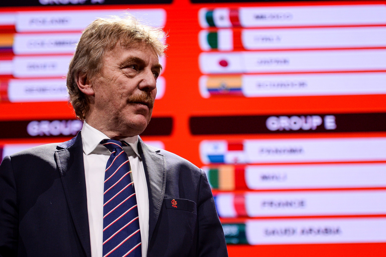 他似乎总是, 博涅克